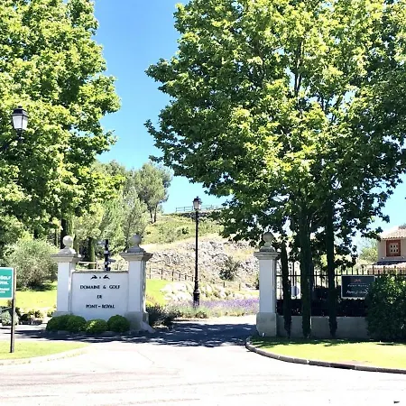 Maison De En Provence Avec Piscine, Golf A Proximite, Fibre Et Linge De Gamme - Fr-1-658-9