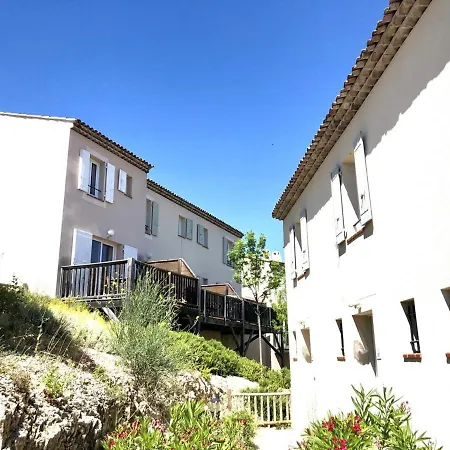 Maison De En Provence Avec Piscine, Golf A Proximite, Fibre Et Linge De Gamme - Fr-1-658-9 *